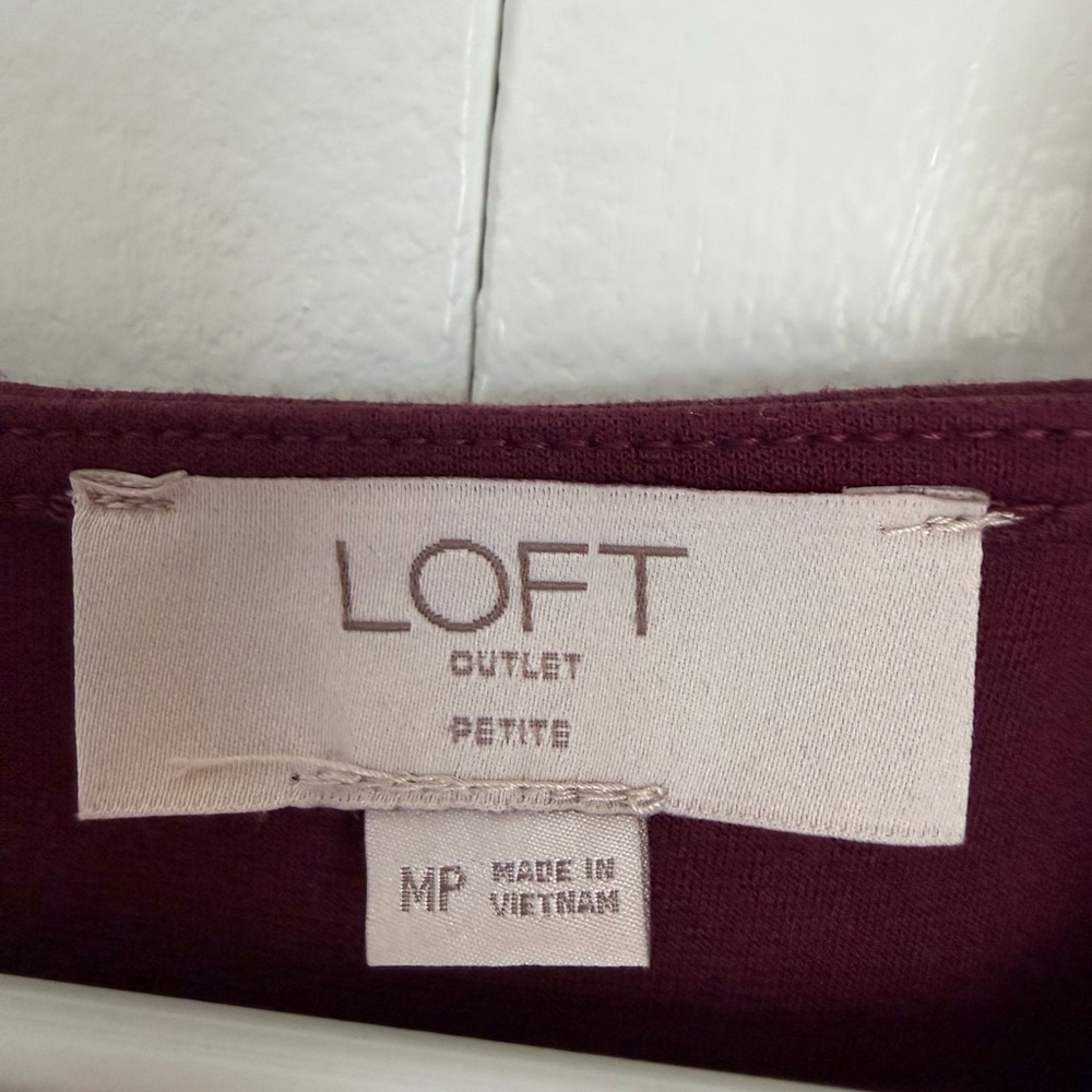 LOFT Burgundy long sleeve dress - Picture 2 of 4